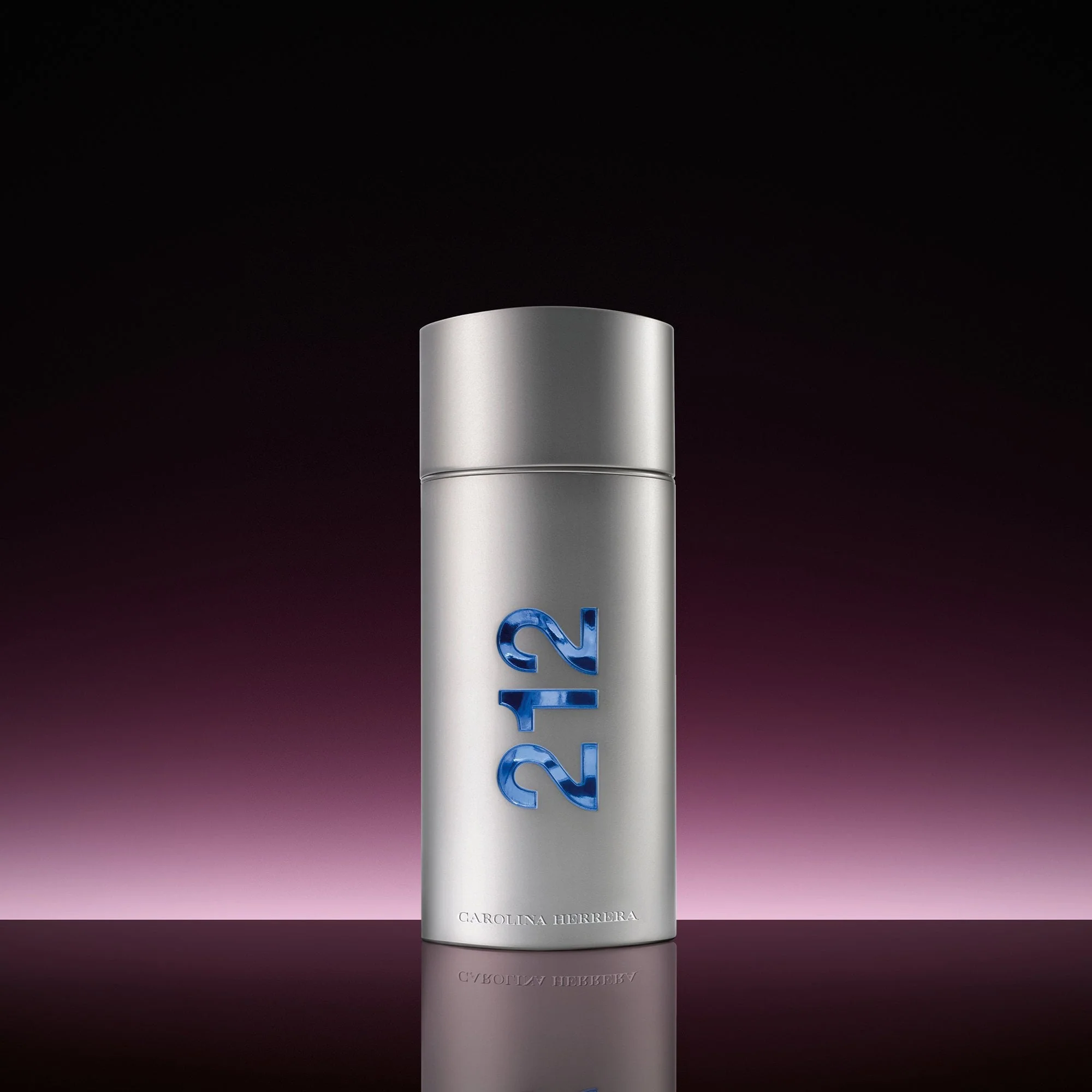 Carolina Herrera 212 Men NYC Eau De Toilette 50ml Spray - Image 3