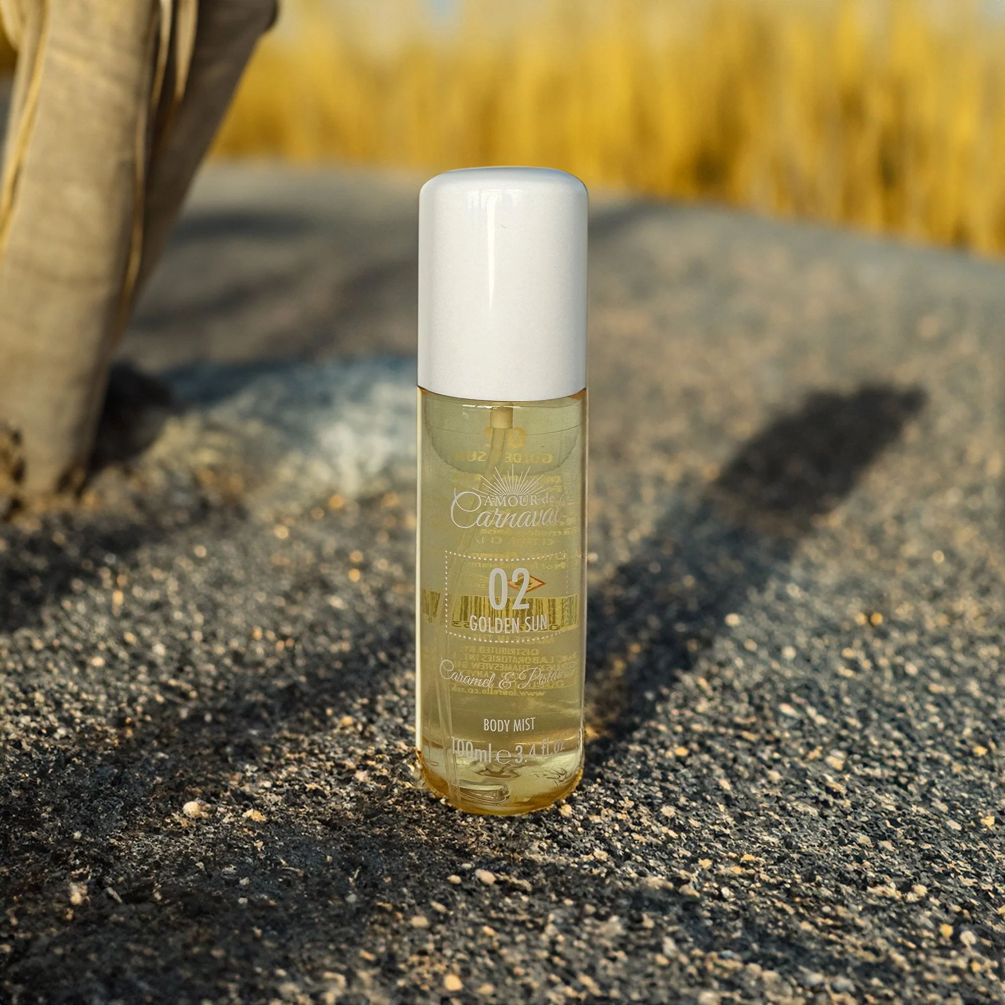 Amour De Carnaval 02 Golden Sun Caramel & Pistachio Body Mist 100ml Spray - Image 2