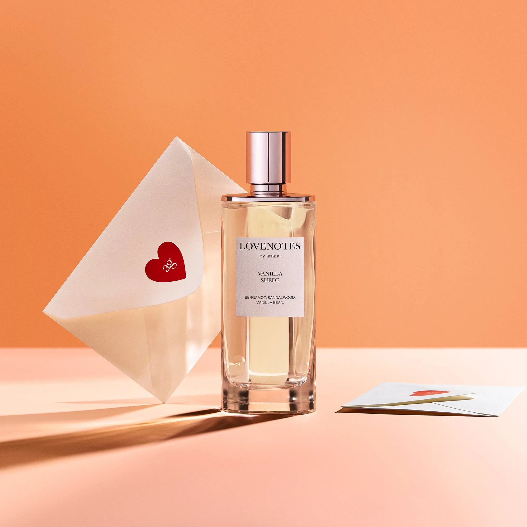 Ariana Grande Lovenotes Vanilla Suede Eau De Parfum 125ml Spray - Image 3