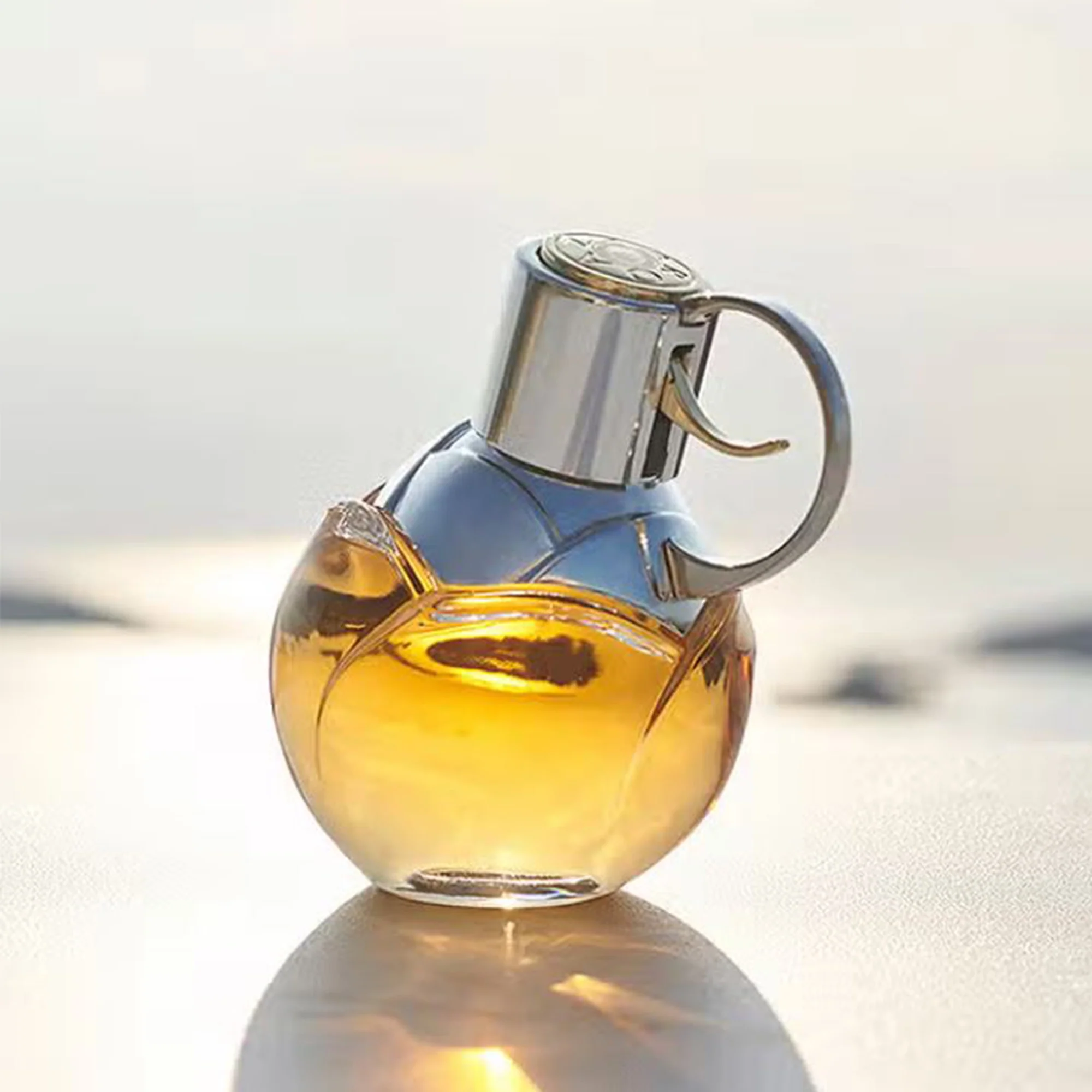 Azzaro Wanted Girl Eau De Parfum 30ml Spray - Image 4