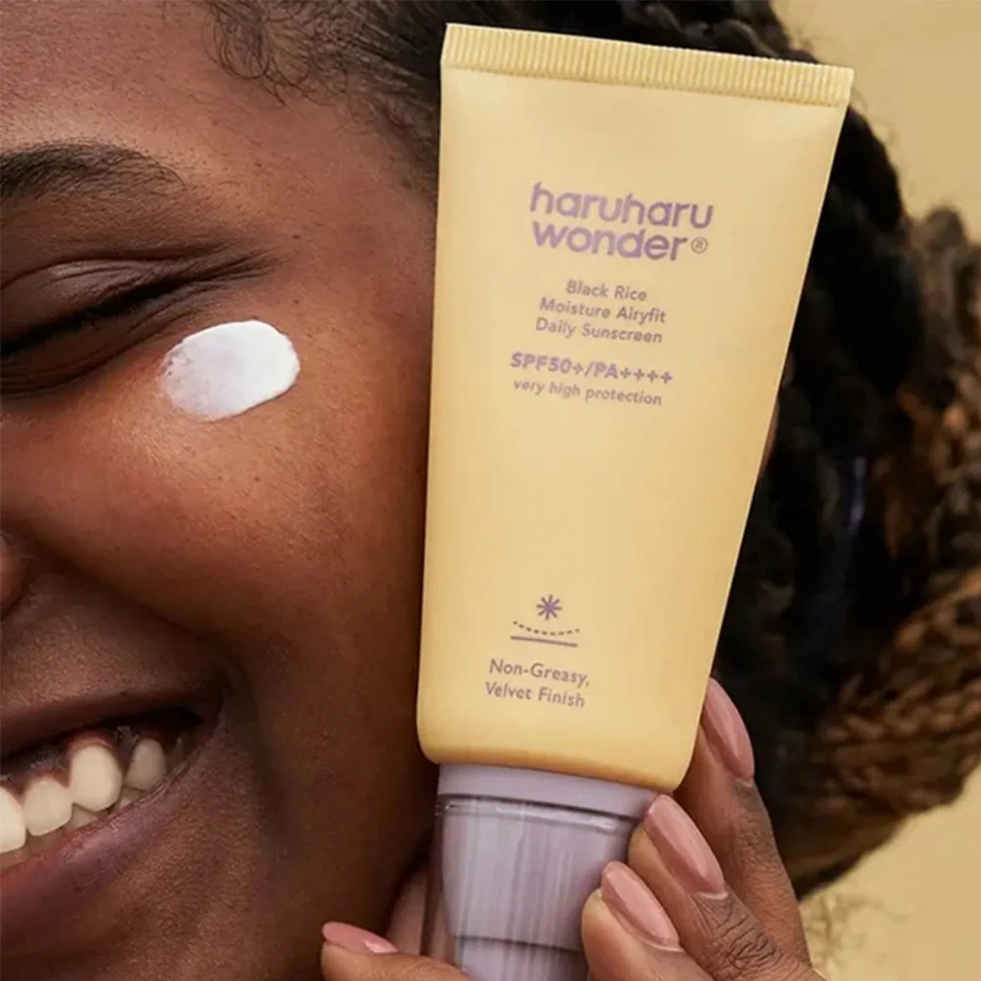 Haru Haru Wonder Black Rice Airyfit Sunscreen 50ml Pump - Image 3
