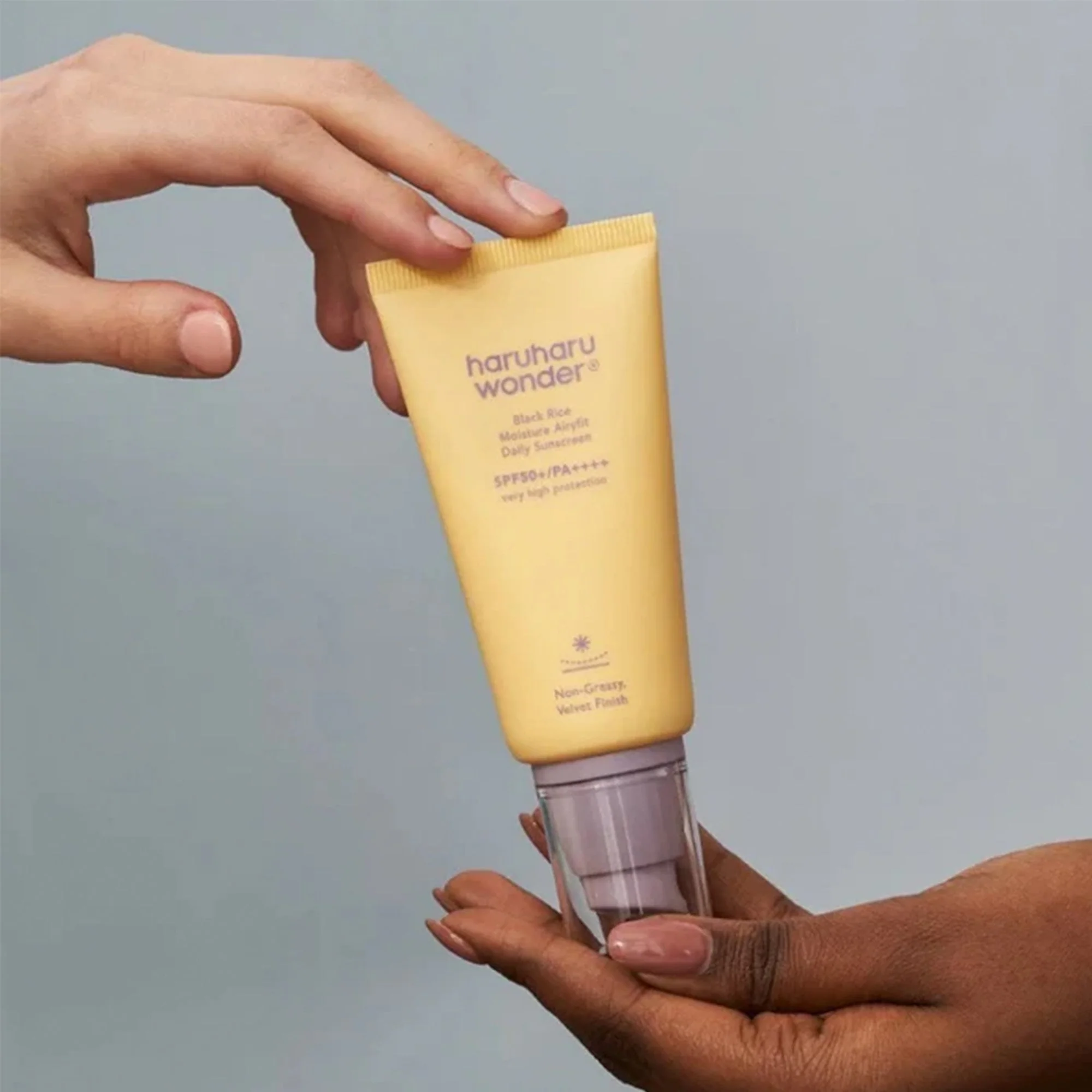Haru Haru Wonder Black Rice Airyfit Sunscreen 50ml Pump - Image 4
