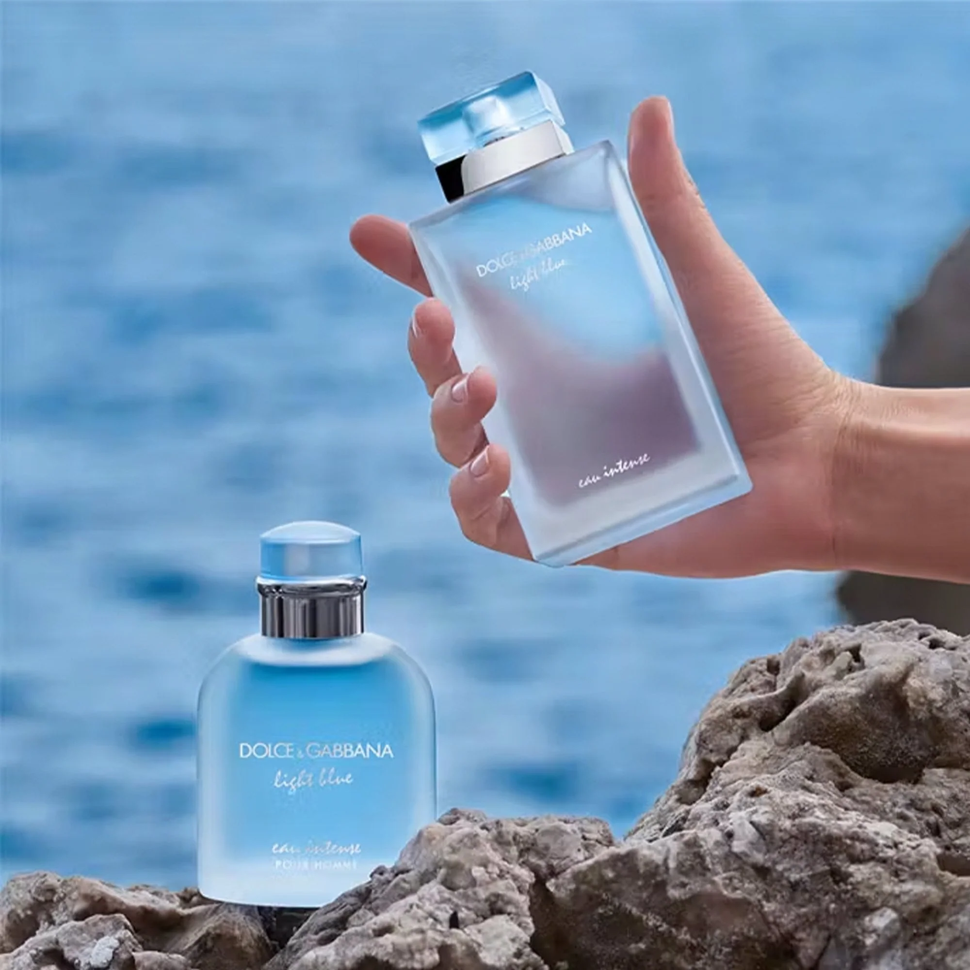 Dolce & Gabbana Light Blue Eau Intense Eau De Parfum 25ml Spray - Image 3