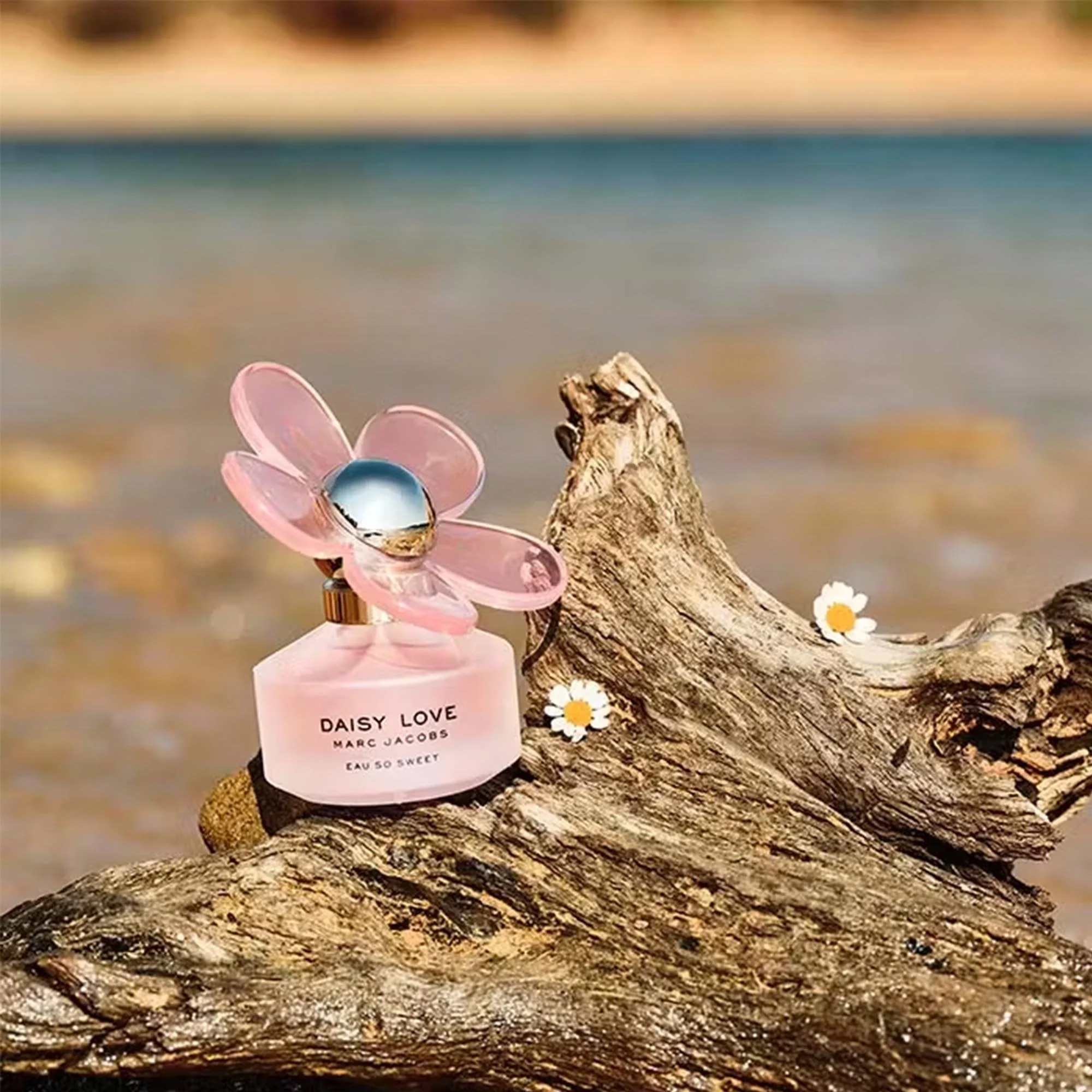 Marc Jacobs Daisy Love Eau So Sweet Eau De Toilette 50ml Spray - Image 2