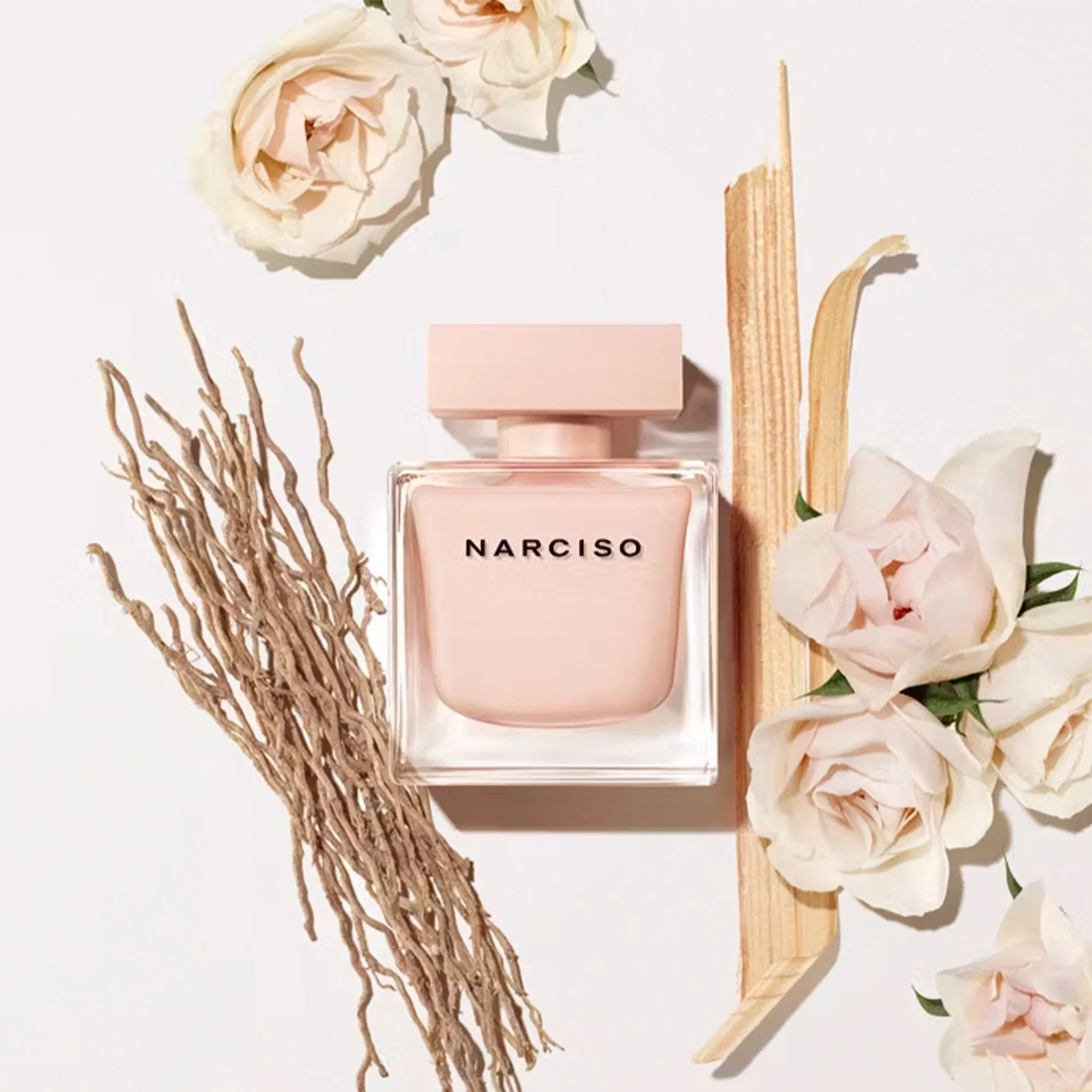 Narciso Poudrée Eau De Parfum 30ml Sprayml Spray - Image 2