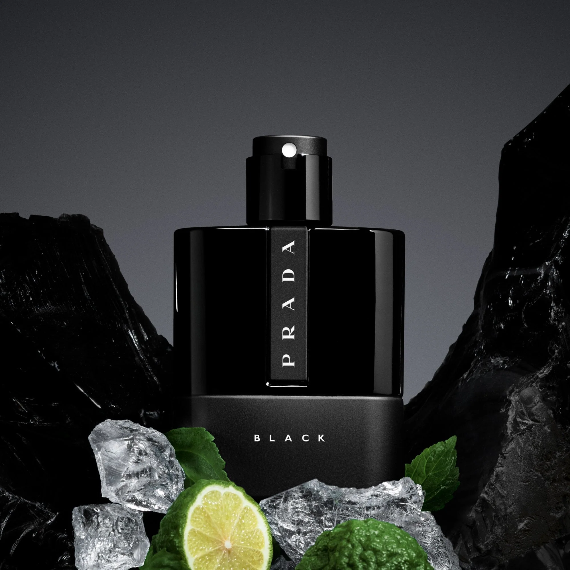 Prada Luna Rossa Black Eau De Parfum 100ml & Travel Spray 10ml Gift Set - Image 3