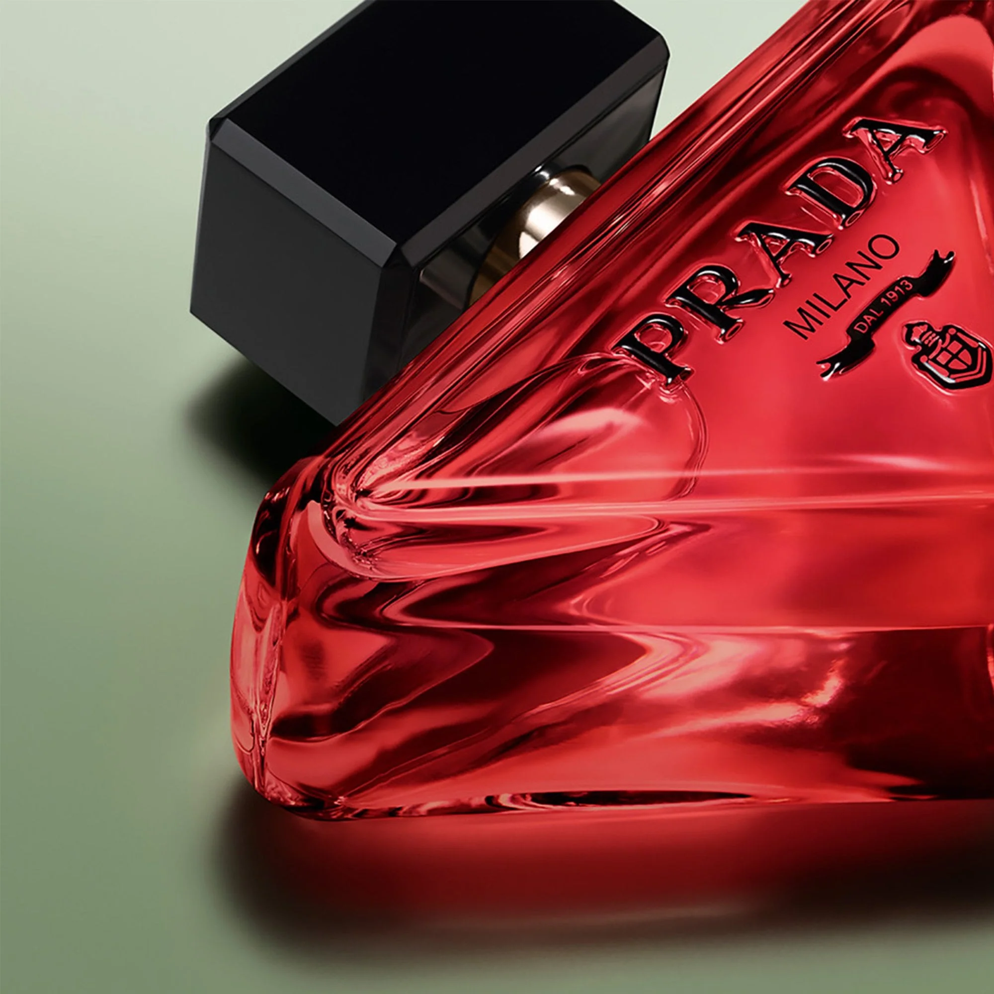 Prada Paradoxe Radical Essence Parfum 90ml Spray - Image 4