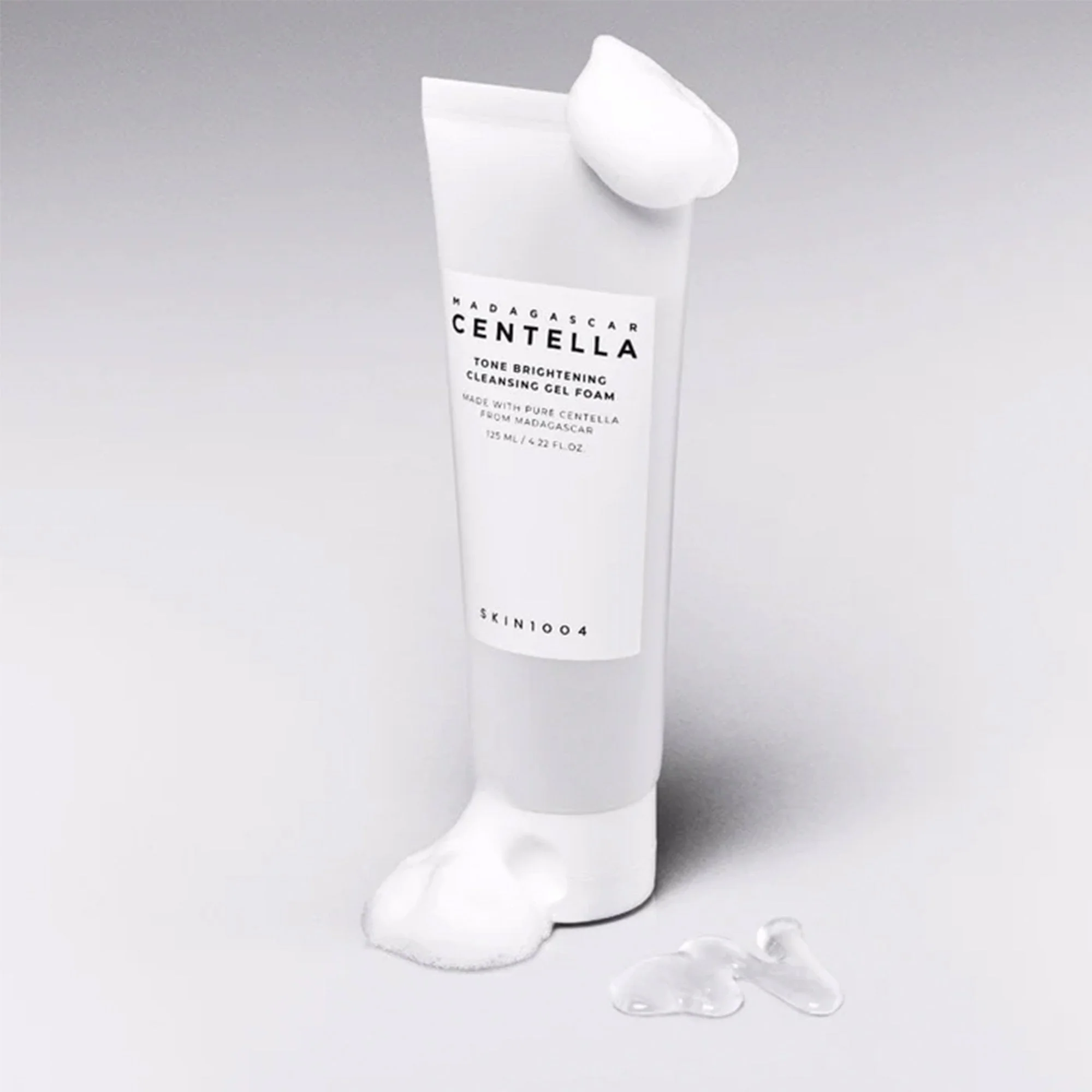 Skin1004 Madagascar Centella Tone Brightening Cleansing Gel Foam 125ml Tube - Image 2