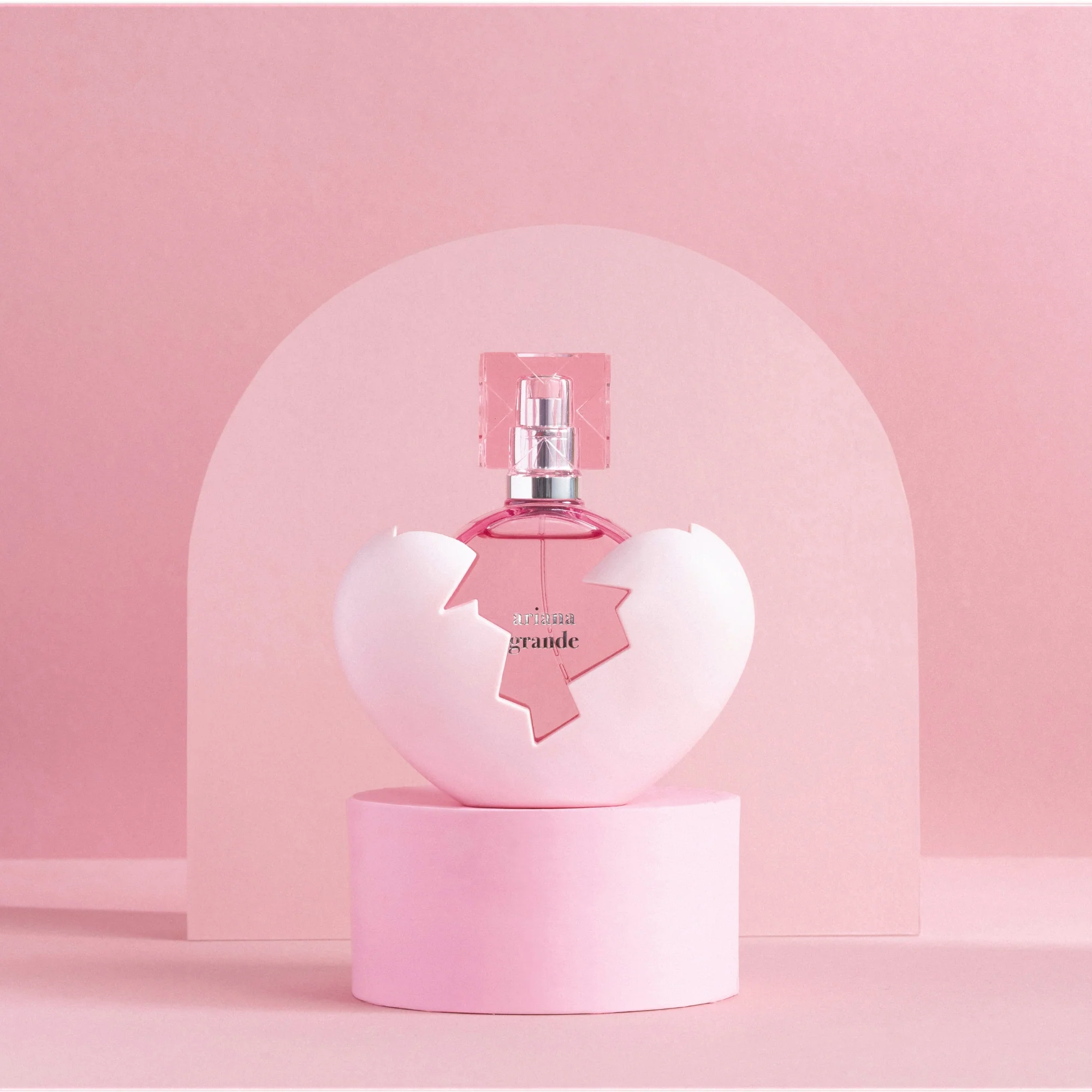 Ariana Grande Thank You Next Eau De Parfum 100ml Spray - Image 4