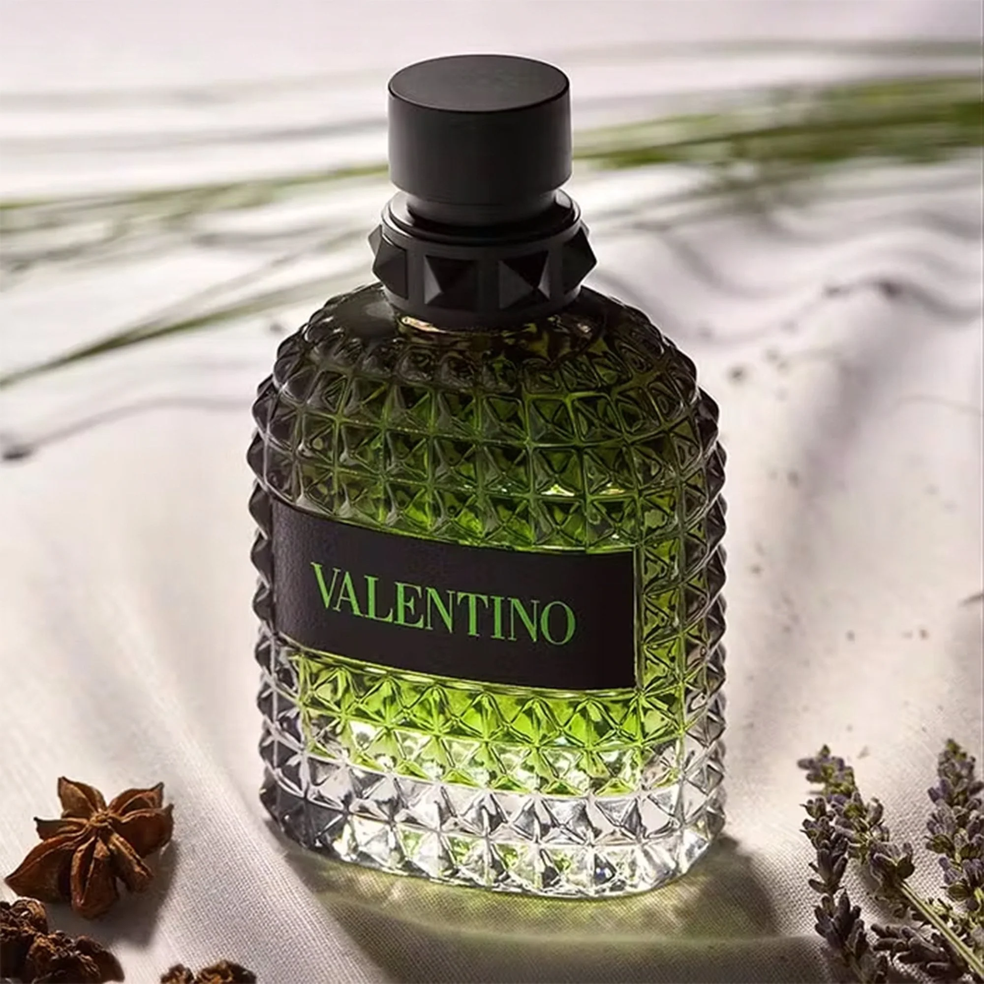 Valentino Uomo Born In Roma Green Stravaganza Eau De Toilette 100ml Spray - Image 3